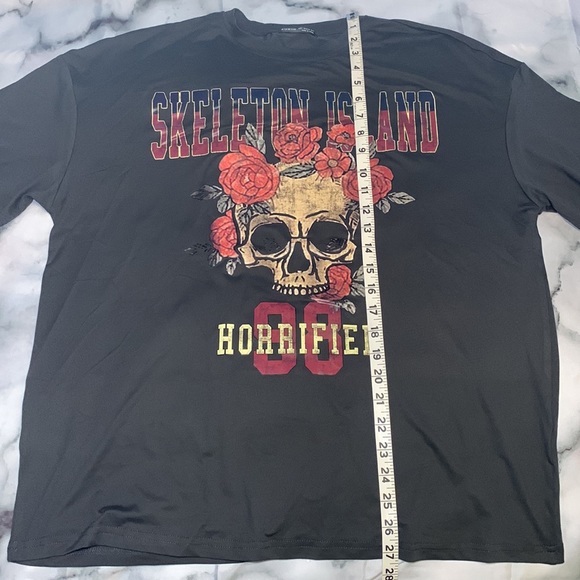 Skeleton Island Oversized Super Soft Gray T-Shirt - Picture 8 of 13